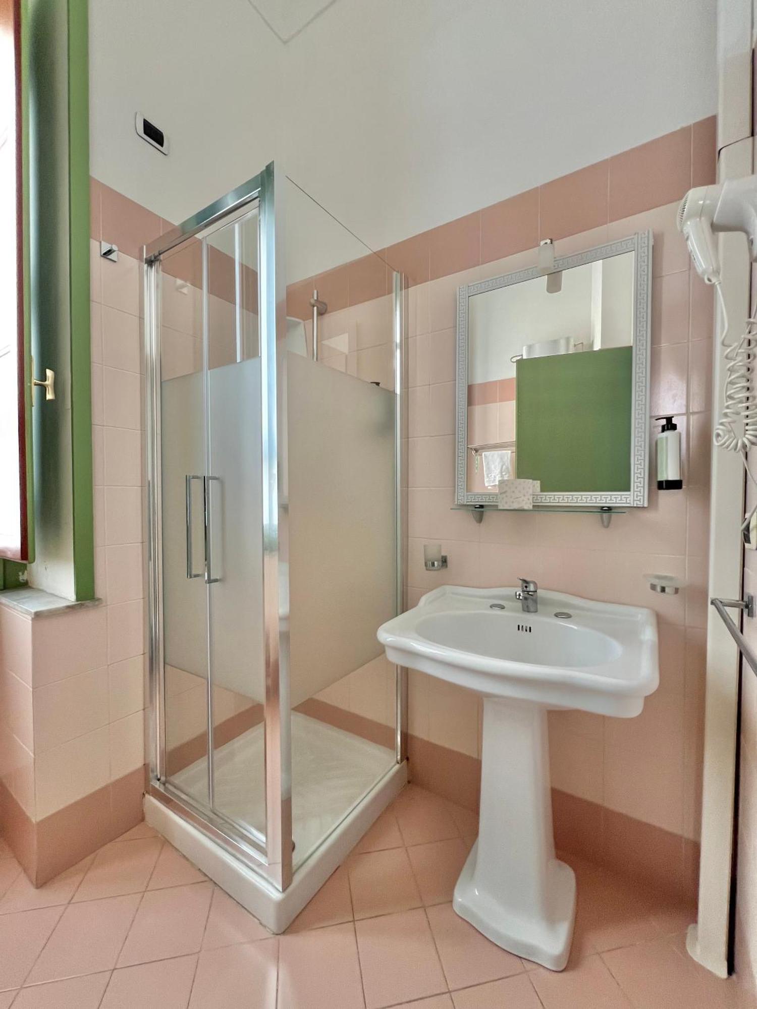 Hotel Posta Syracuse Bagian luar foto