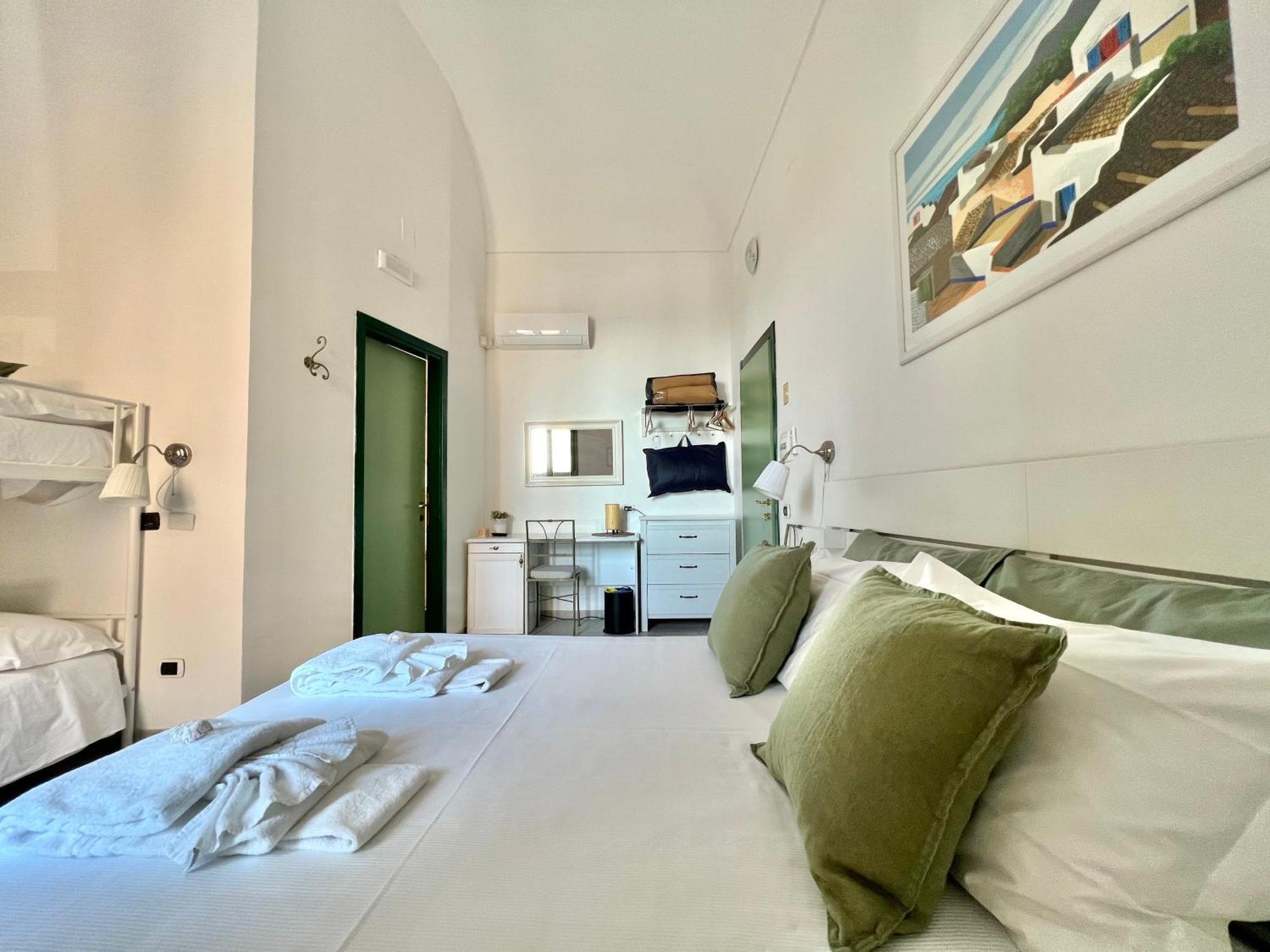 Hotel Posta Syracuse Bagian luar foto
