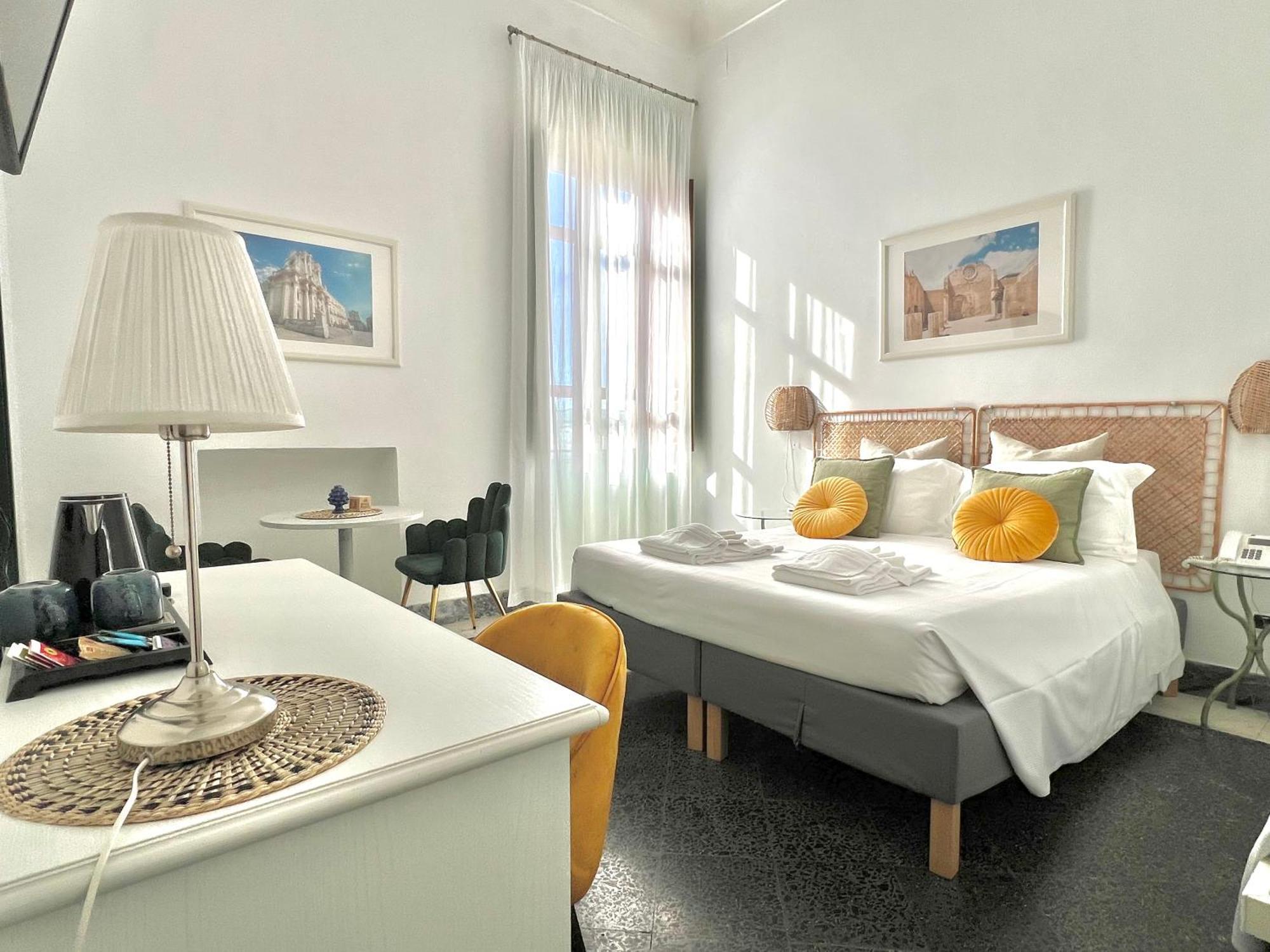 Hotel Posta Syracuse Bagian luar foto